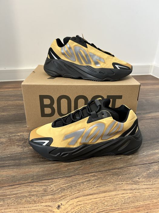 Adidas Yeezy 700 Honey Flux . Noi in cutie.36 2/3, 37 1/3, 39 1/3, 40