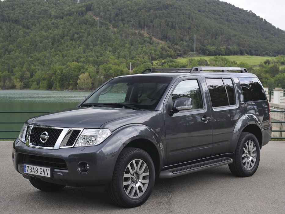 Стартер Nissan Pathfinder 2.5 Стартер  Ниссан Патфайндер 2.5 дизель
