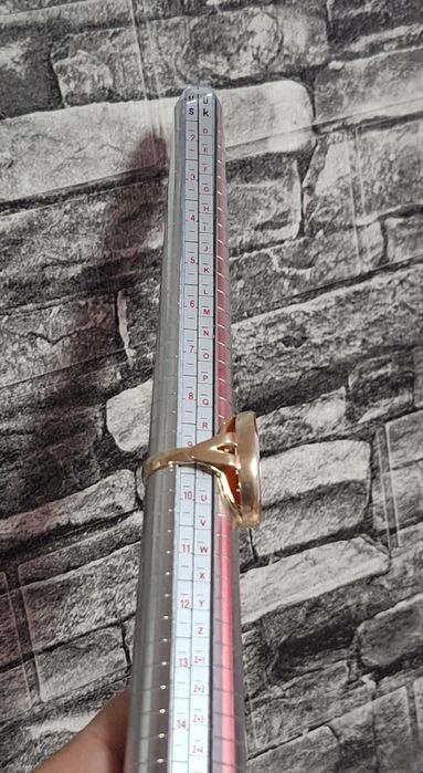 Inel vechi lucrat manual,aur 14k si camee