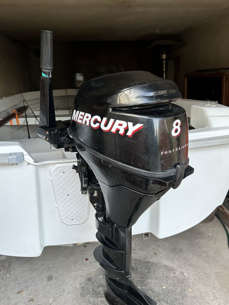 Извънбордов двигател Mercury 8 коня