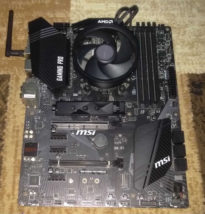 Vând kit AMD Ryzen 5 3600x