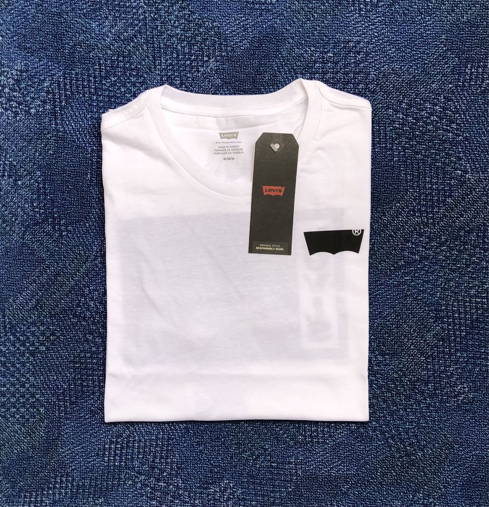 Levis / Levi’s T-shirt ОРИГИНАЛНИ мъжки тениски - M-L