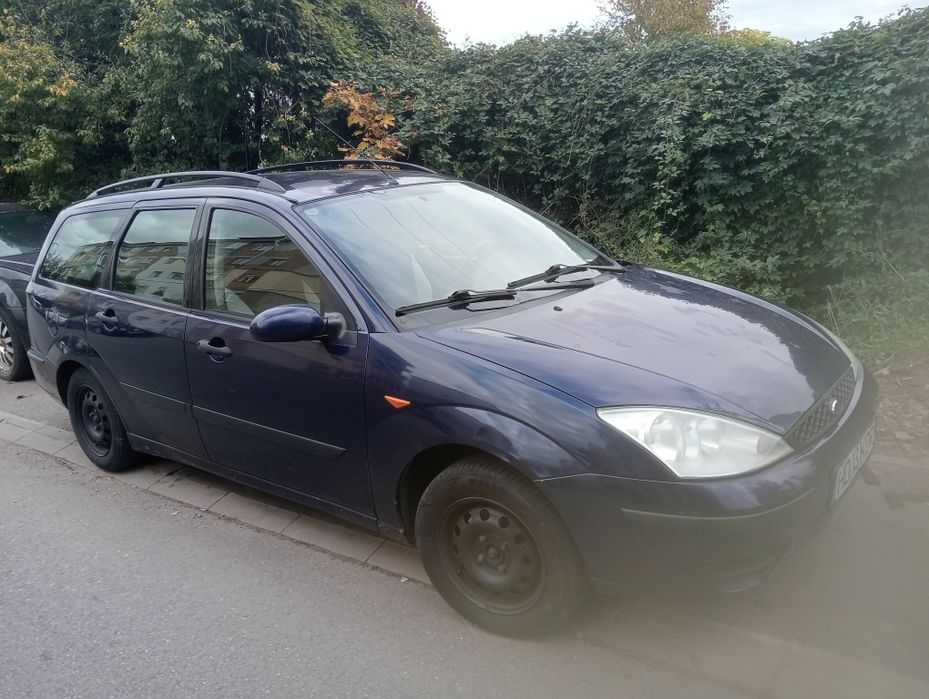 Vând mașina Ford Focus