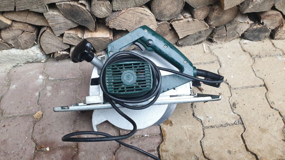 Fierastrau circular de mână Metabo