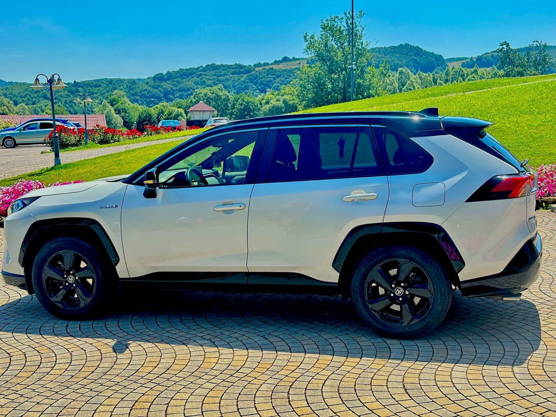 RAV4  Hibrid 2.5  2WD  STYLE