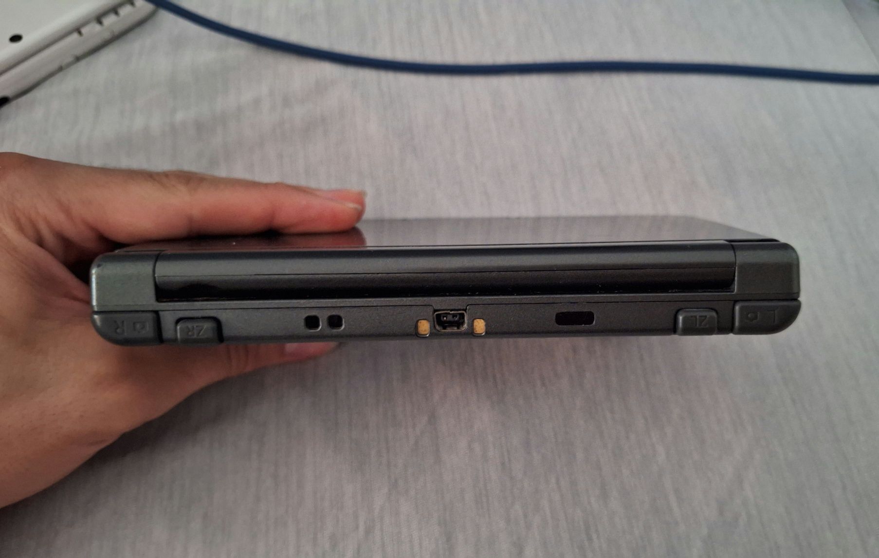 New Nintendo 3DS XL, 440 jocuri Modat, 10 in 1