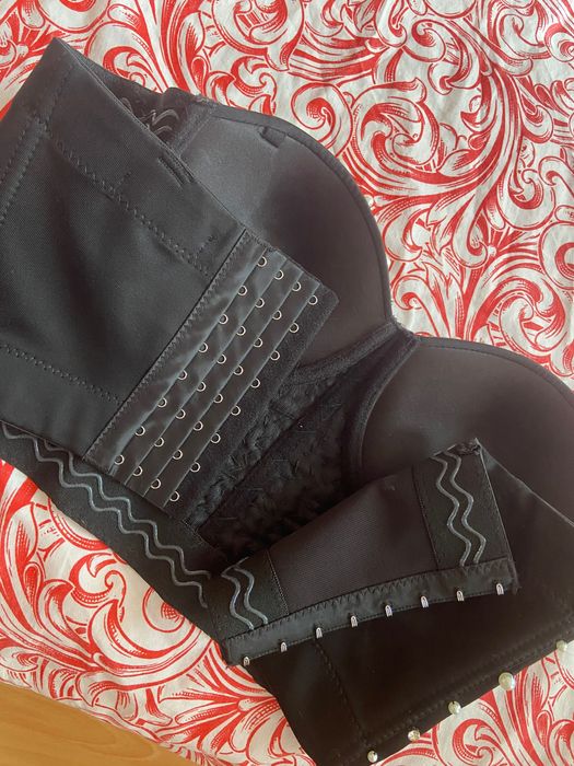 Топ с диаманти без презрамки