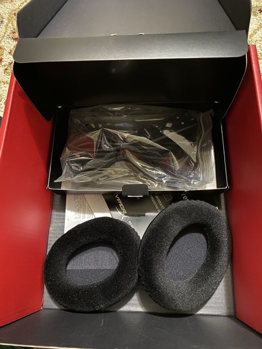 HyperX Cloud II наушники