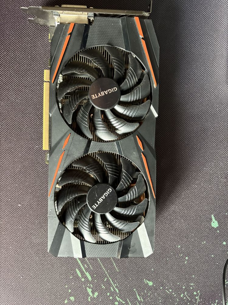 Продам игровую видеокарту Rx 580