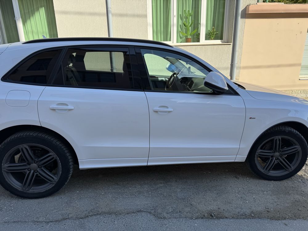 Ауди Q 5 s-line много запазен