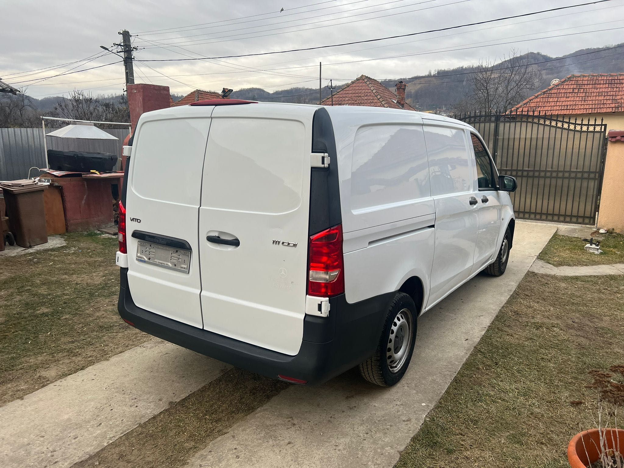 Mercedes VITO-1600 cm3-2016