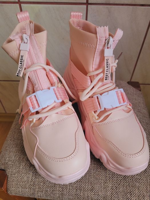 Adidas mar 38 cu 24 cm interior