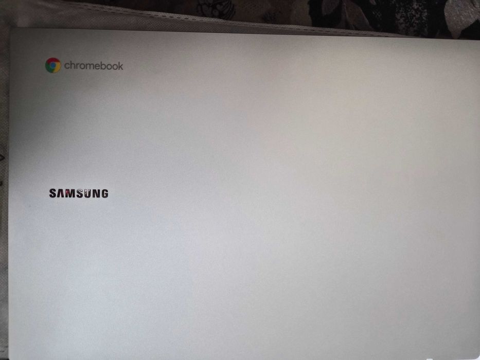 Chrome book  samsung