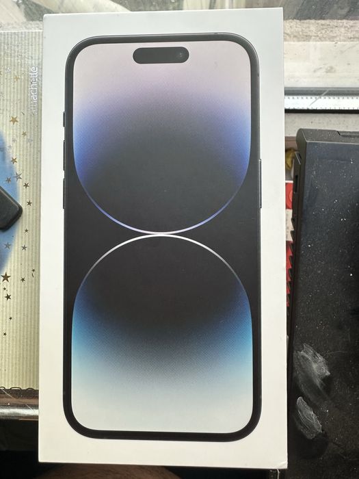 Vand Iphone 14 Pro + Apple watch series 7