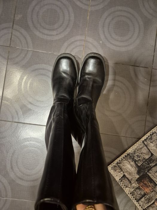 Cizme din piele, marime 36