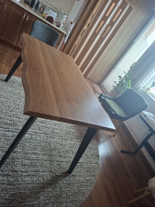 Трапезна маса неразтегателна