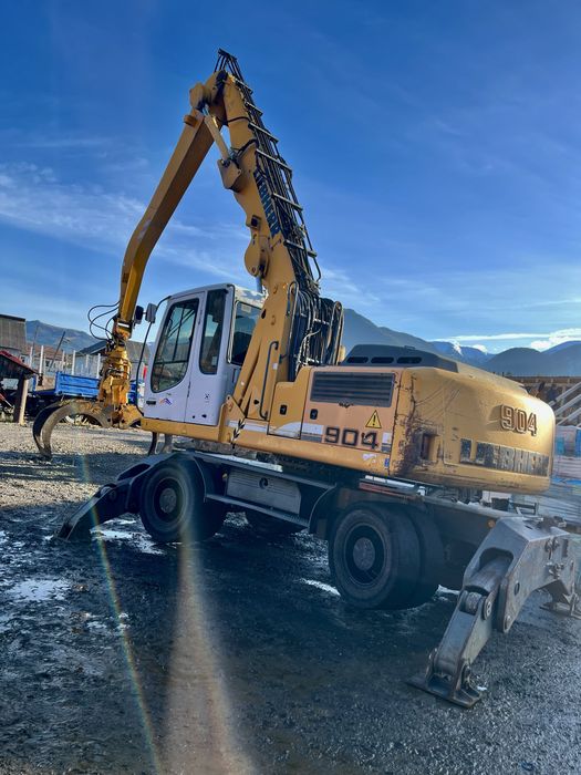 Excavator Liebherr A 904 C