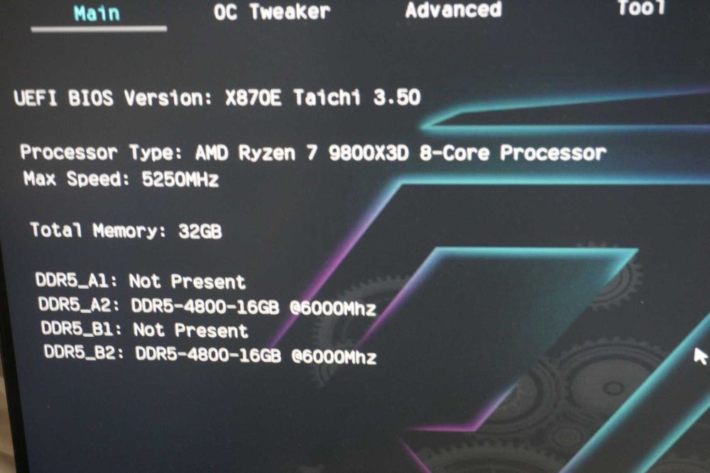 [32GB] RAM Памет 2x16 GB DDR5 6000MT/s CL30 Corsair Vengeance RGB