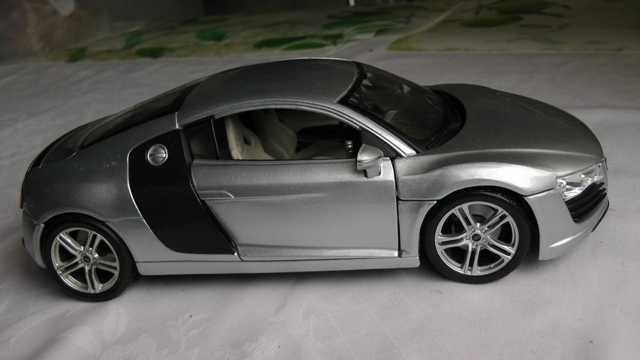 Macheta Audi R8 metal