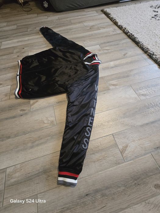 Jacheta Nike Lebron James Noua!