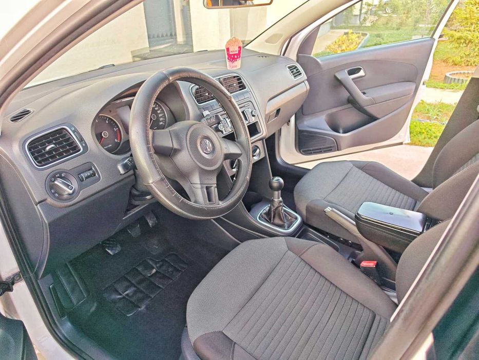 VW Polo 1.2 diesel + Bare transversale / Portbagaj auto Menabo incluse