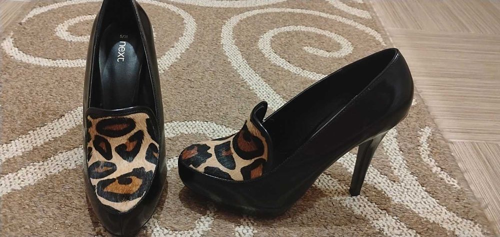 Next обувки , Нови!