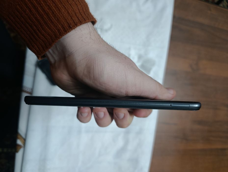 Assalomu aleykum Redmi 10 c 64/4 telfon sotiladi holati ideal