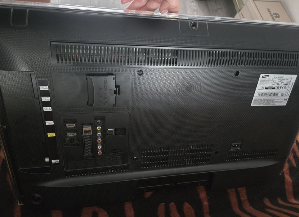 Televizor smart LED 3D Samsung 80 cm diagonala