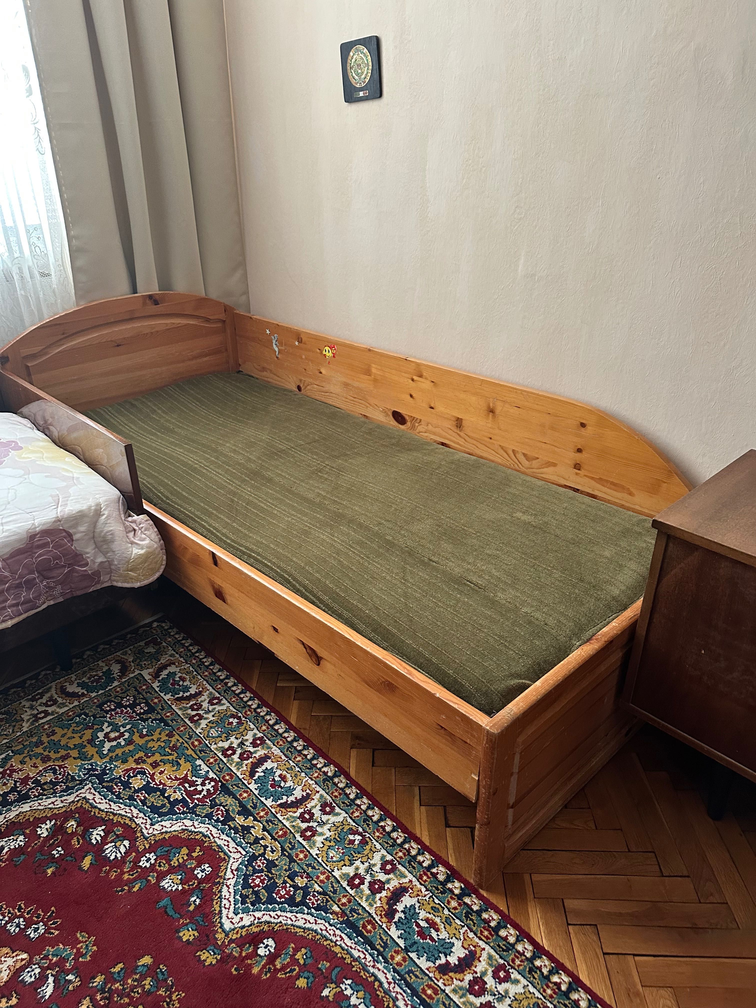 Мебели втора употреба детска стая