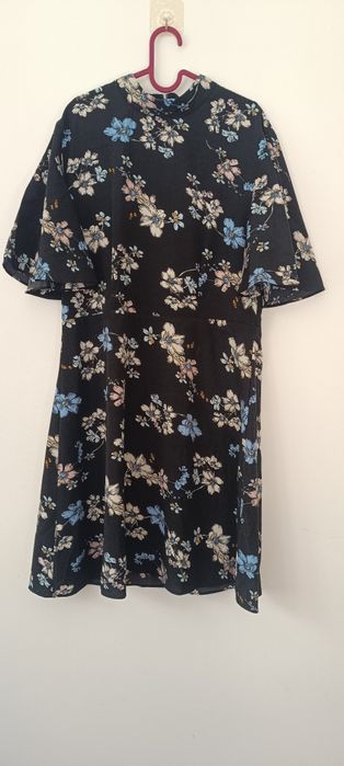 Дамска Рокля на Lofty Manner