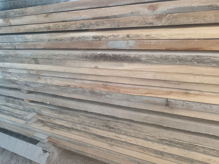 Сухие доски. Зеленка. Строила 6*0,17*0,45