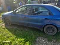 Mașină Fiat Brava, albastră