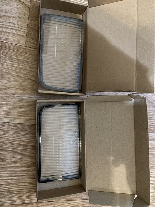 Продам стекла на ПТФ БМВ Е34