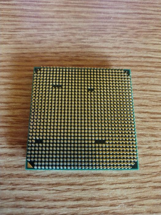 Vând/schimb procesor AMD FX4100 AM3+