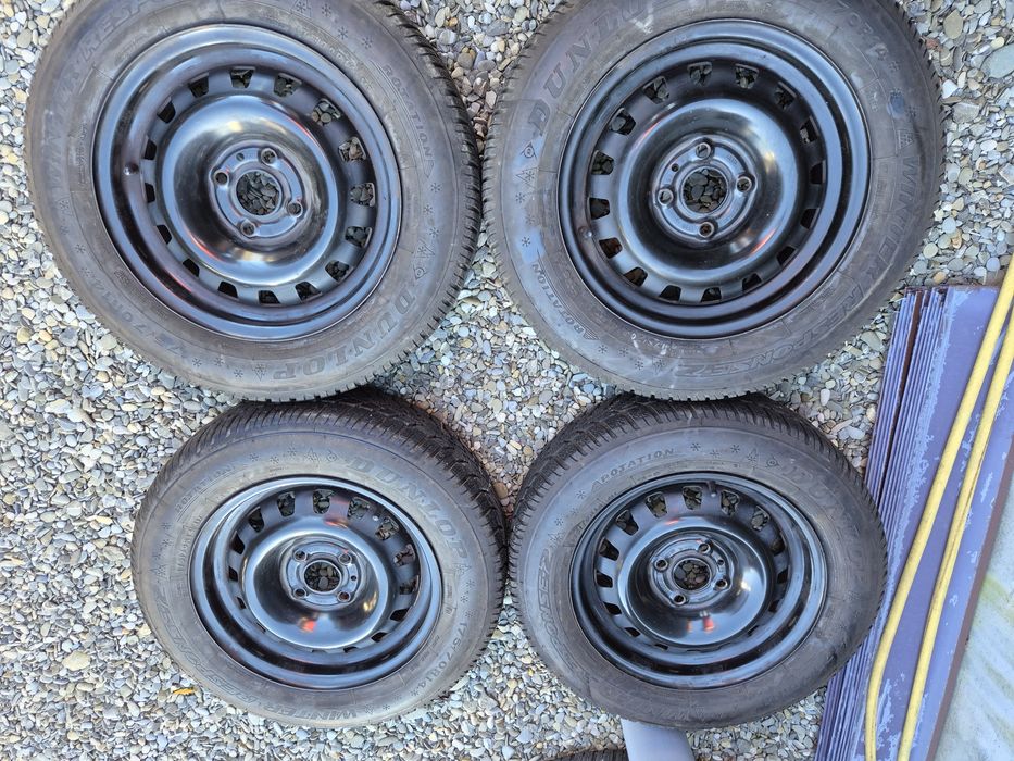 Vând jante+cauciucuri de Opel Corsa D 175/70/14 M+S imp Germania