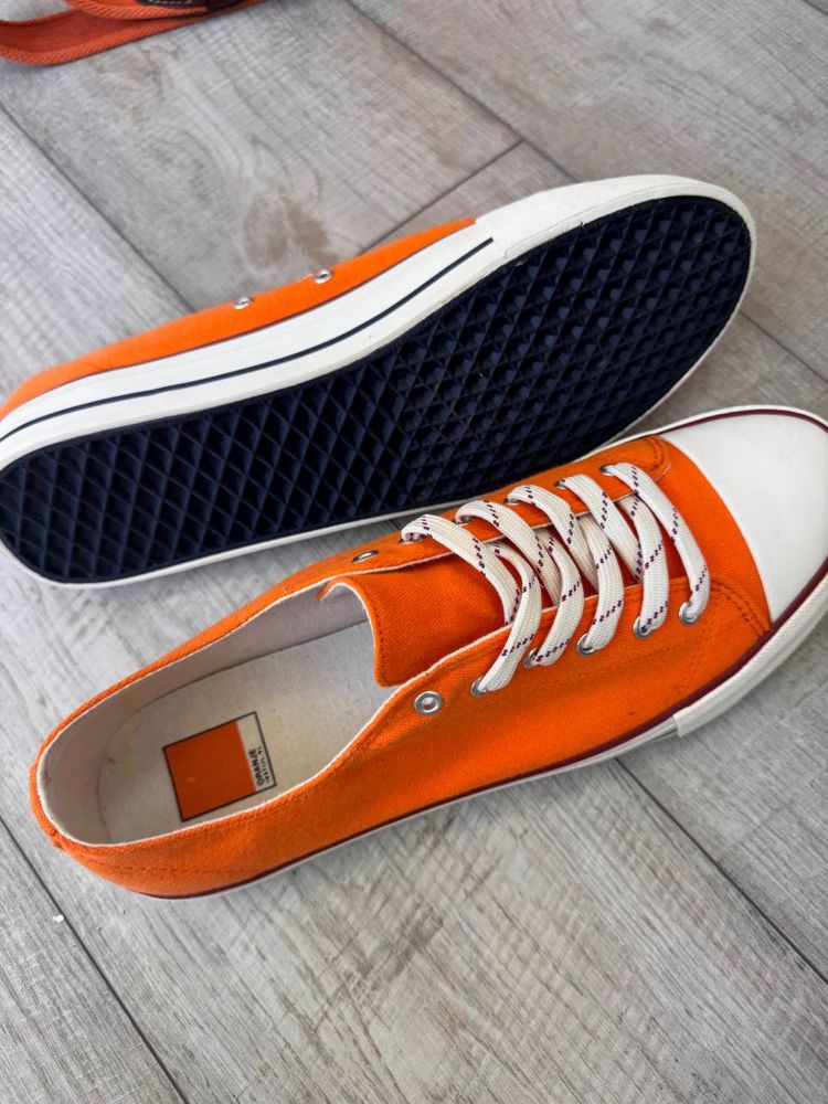 Adidasi / tenesi orange / portocaliu