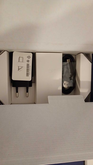 Motorola E32s, 32Gb stocare, 4Gb ram