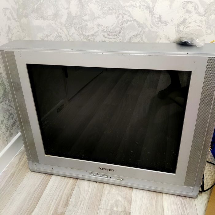 Телевизор балшой самсунг