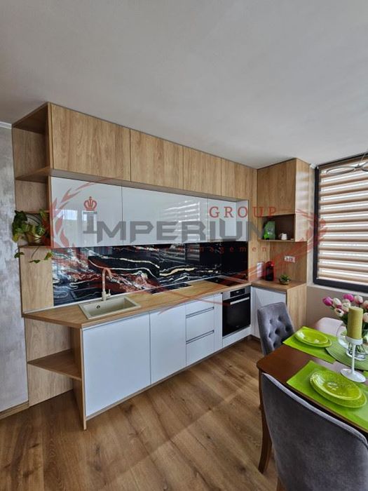 Дава се под наем Двустаен апартамент в Варна, Чайка - 65 кв.м за 816 € - Снимка #3