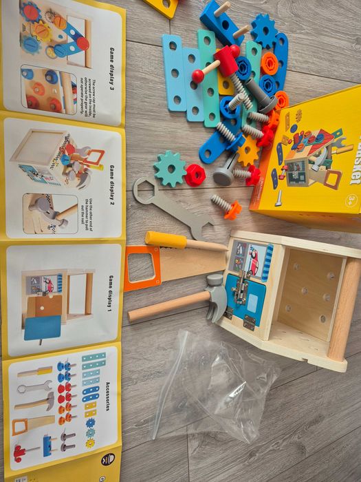 Banc de lucru cu unelte si suruburi - Joc de rol