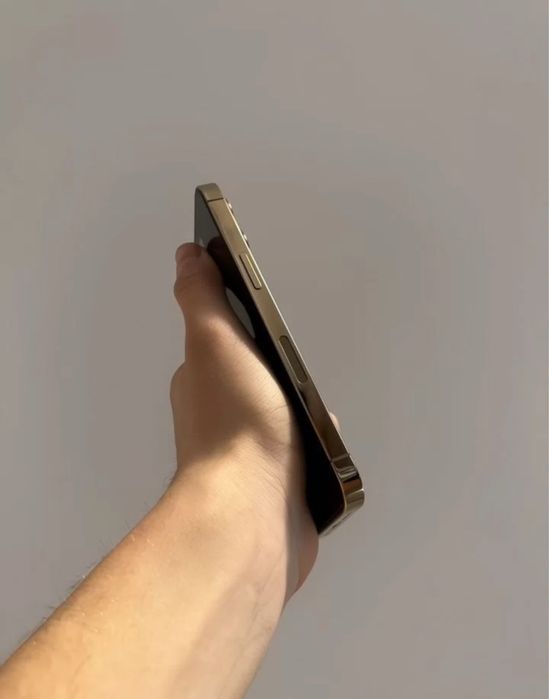 iPhone 13 Pro в идеальном состоянии