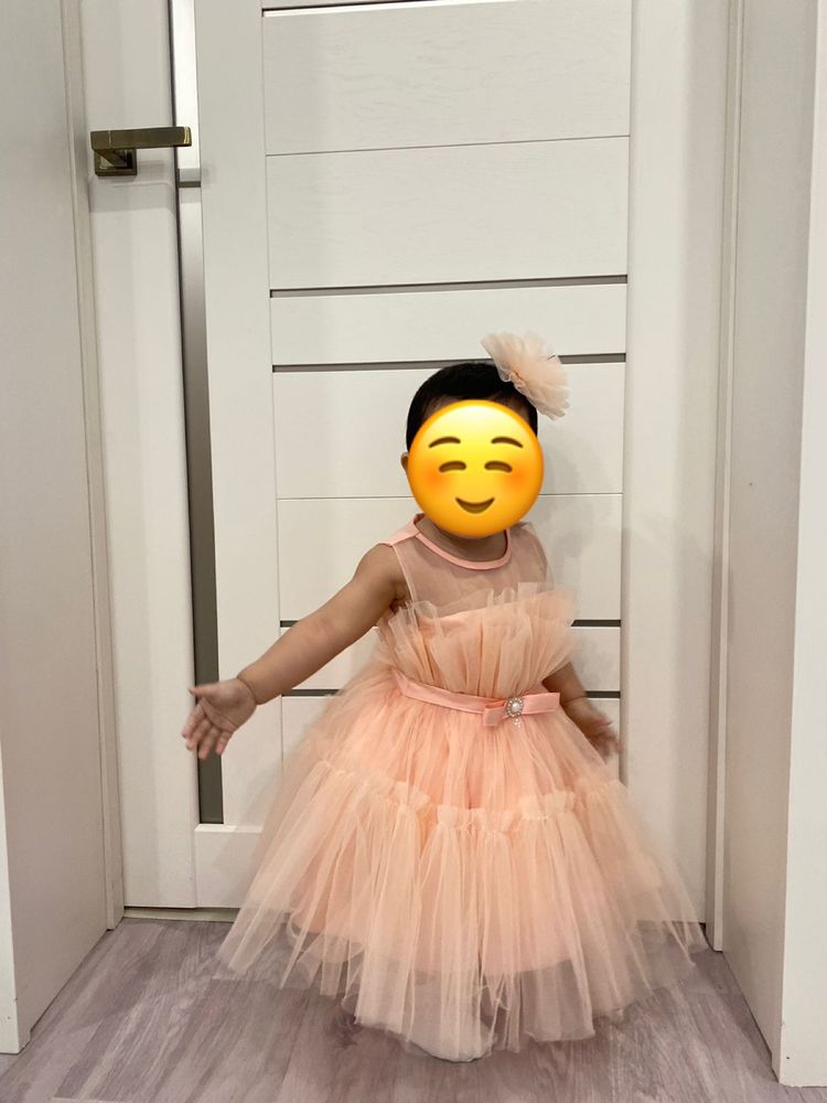 Продам детские платье