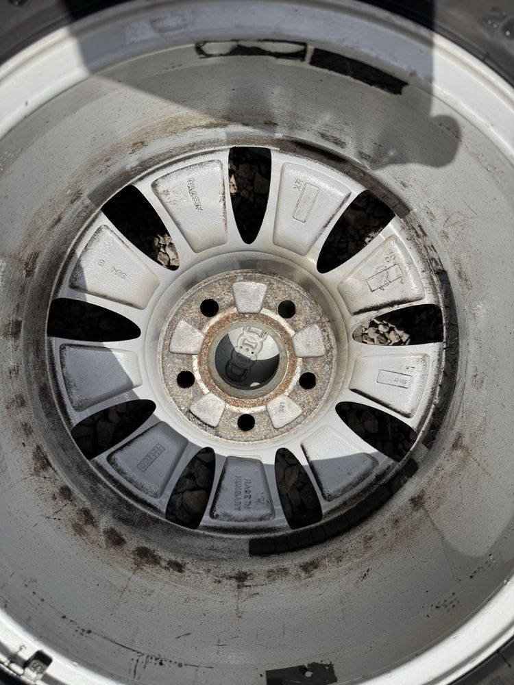 Лети Джанти Ауди + Гуми Bridgestone Blizzak 205/55/16