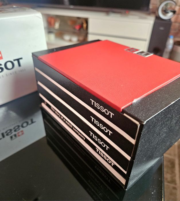 Tissot Couturier Chronograph оригинален мъжки часовник