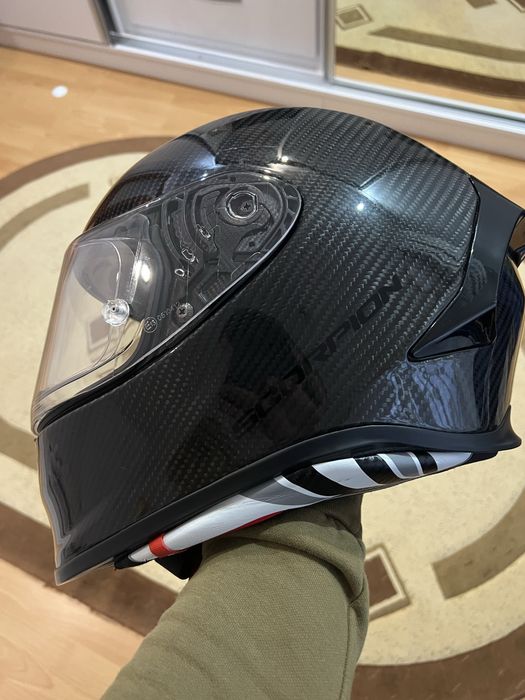 Scorpion exo r1 carbon