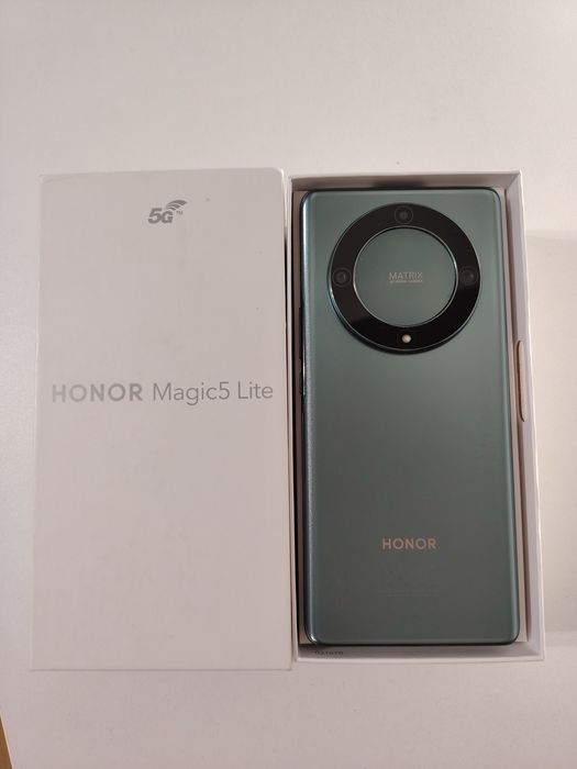 Vând Honor Magic 5 lite