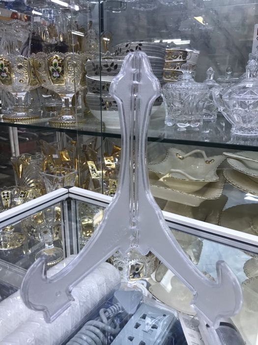 Подставка для тарелок и сувенирной продукции