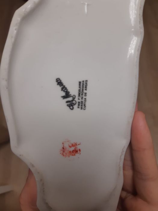 Bibelou El Marwa fine porcelaine made in Romania Curtea de Arges. Pers