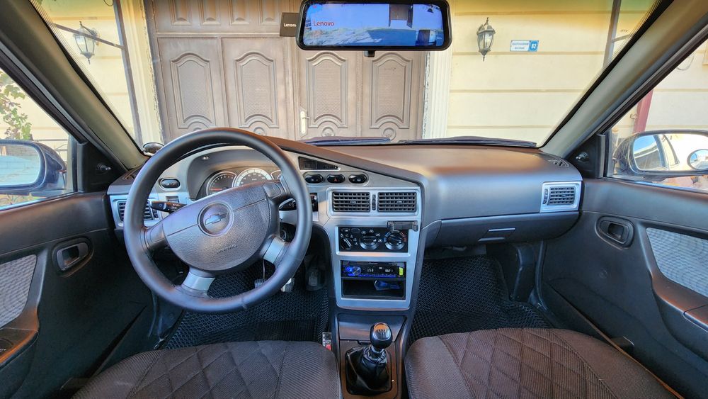 Нексия 2.  2010. Гибрит. 168000 юрган. Газ бензин. Такси юрмаган