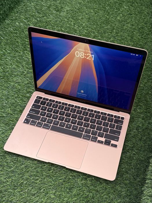 Macbook M1 Air 8/256 Gold 98%